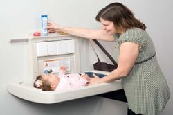 Cambiador de pañales rubbermaid horizontal