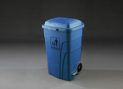 Contenedor con pedal y tapa auxiliar de 120l