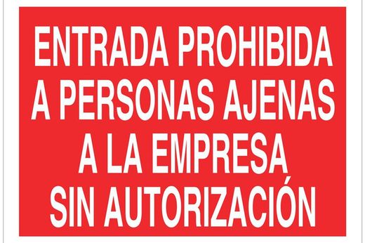 Señal prohibido solo texto - entrada prohibida personas ajenas empresa