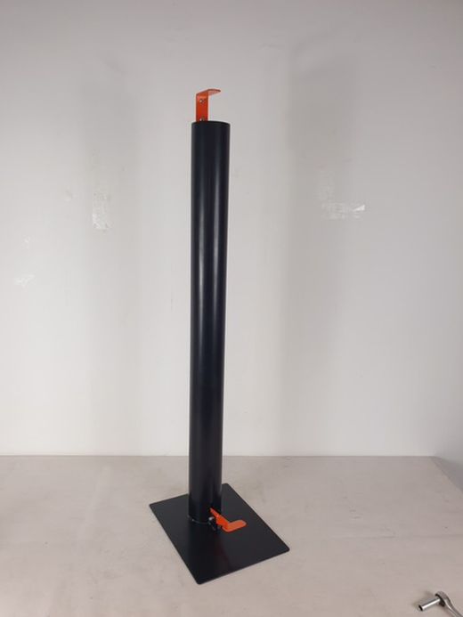 Soporte columna dispensador de pedal para botella